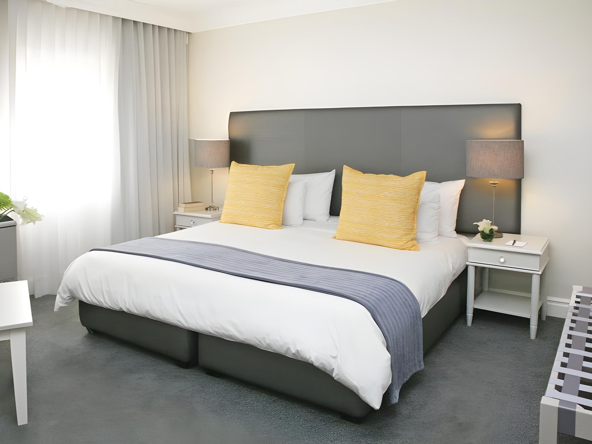 Foreshore Hotel Standard Room 5