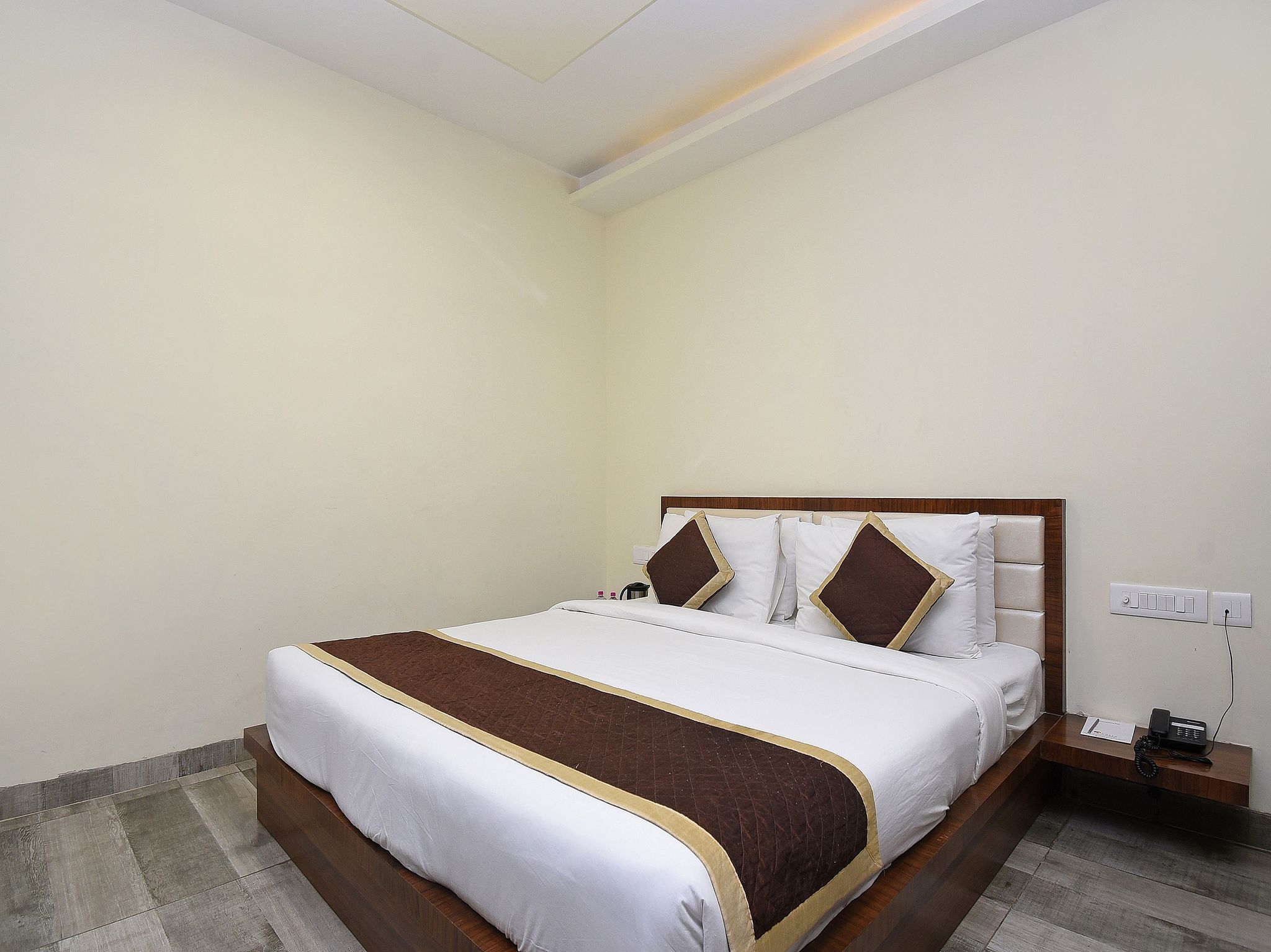 Golden Eagle By Wizowll Group Of Hotels Executive room 2