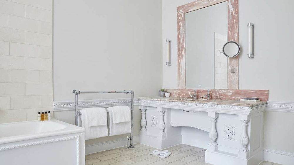 Buxted Park Hotel Junior Suite 3