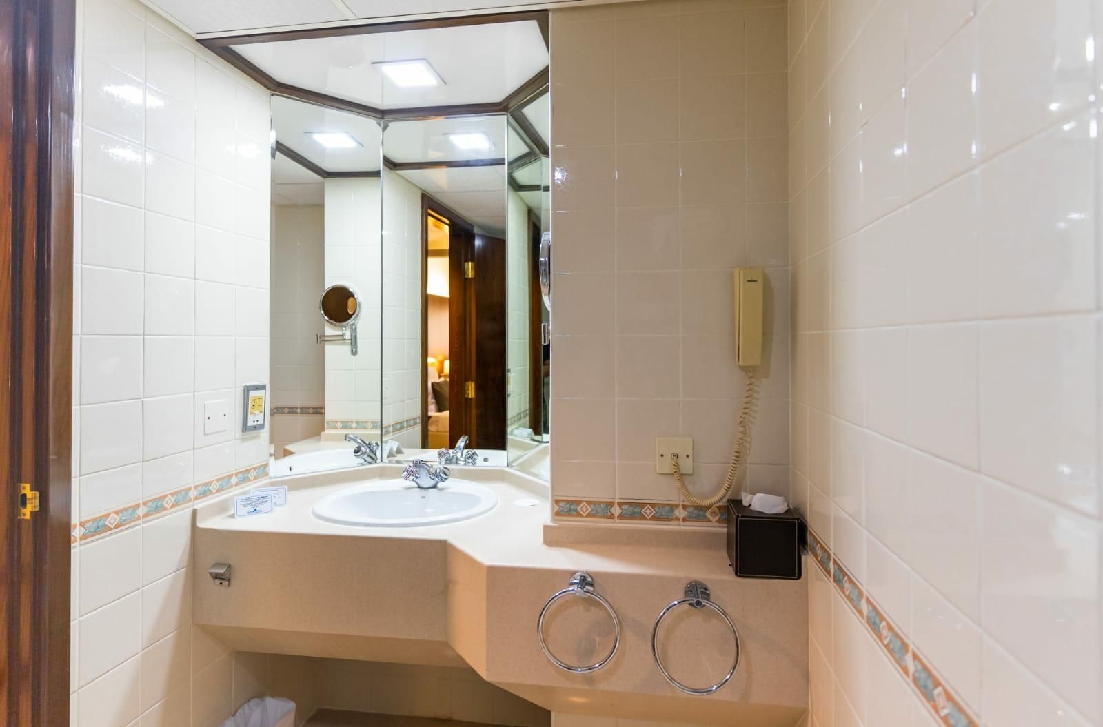 undefined Aavri Hotel Deira 5