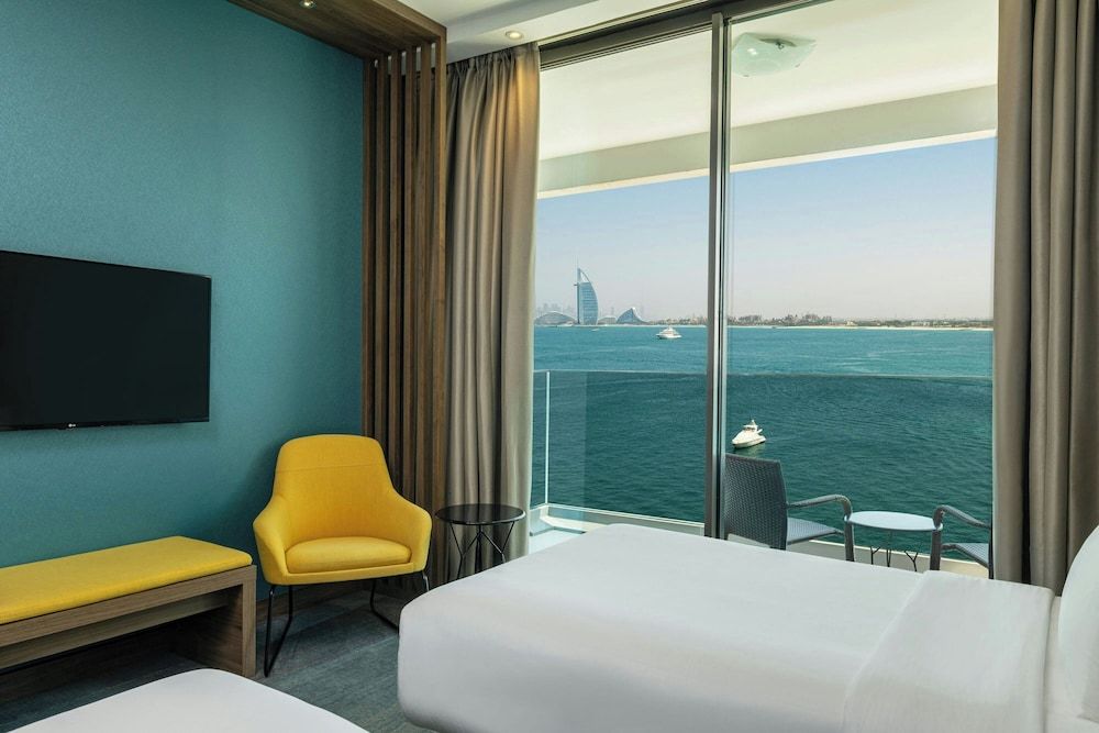 Aloft Palm Jumeirah Aloft Room, Guest room, 2 Twin Beds 5