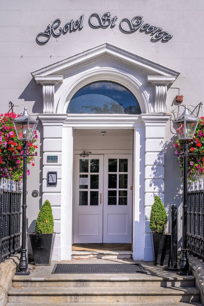 undefined Hotel St. George by Nina 8