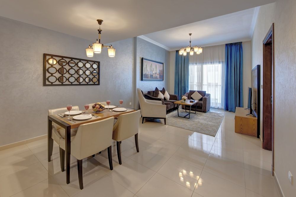 Class Hotel Apartments