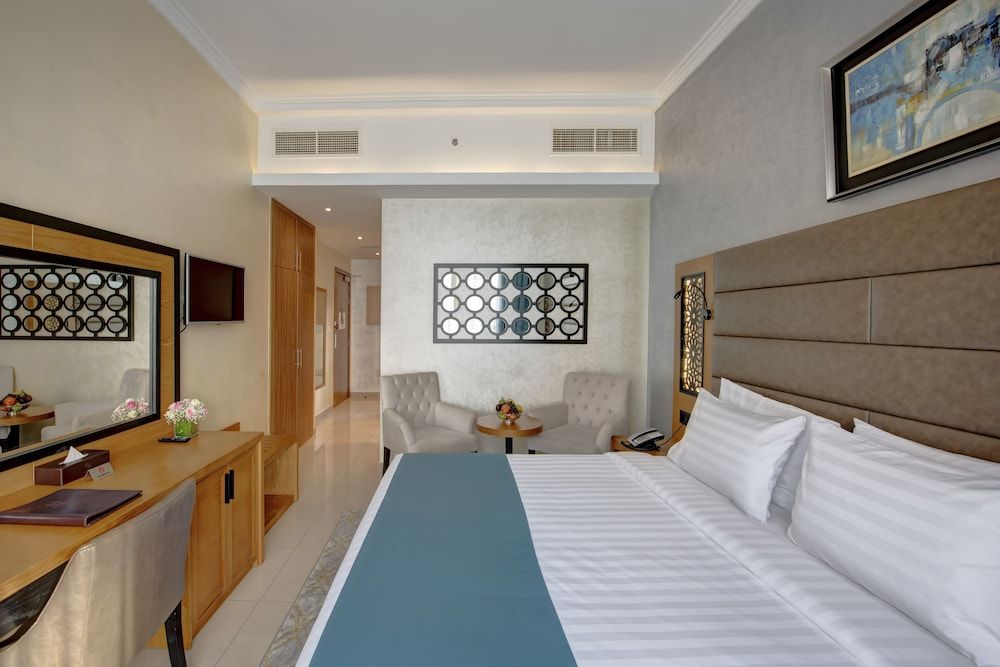 Class Hotel Apartments