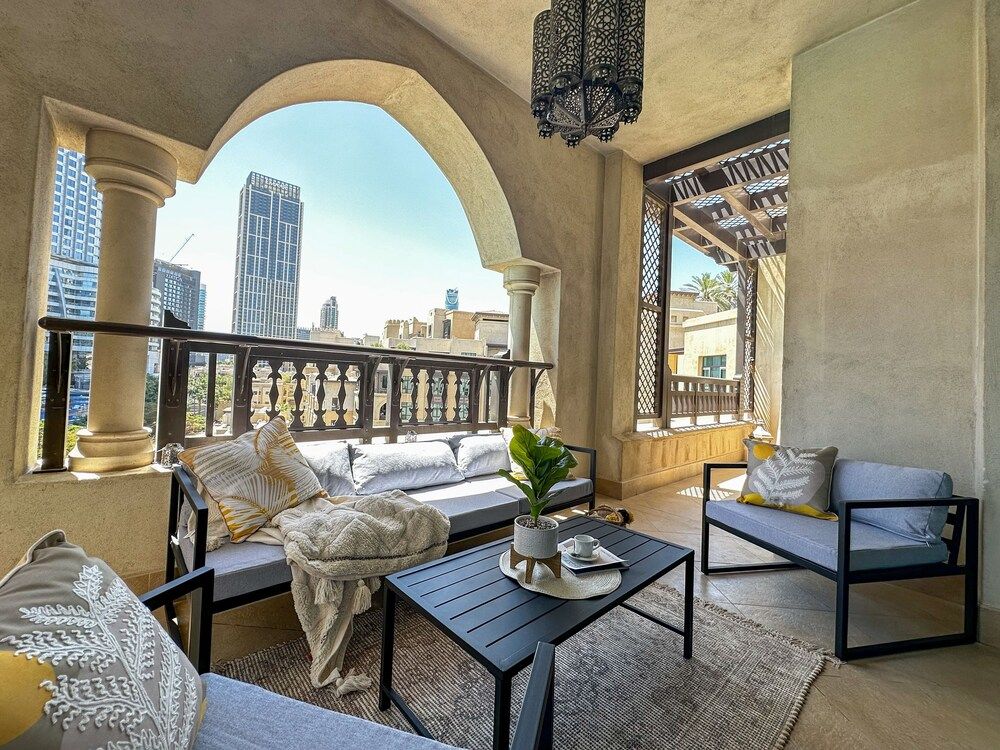 HiGuests - Souk Al Bahar