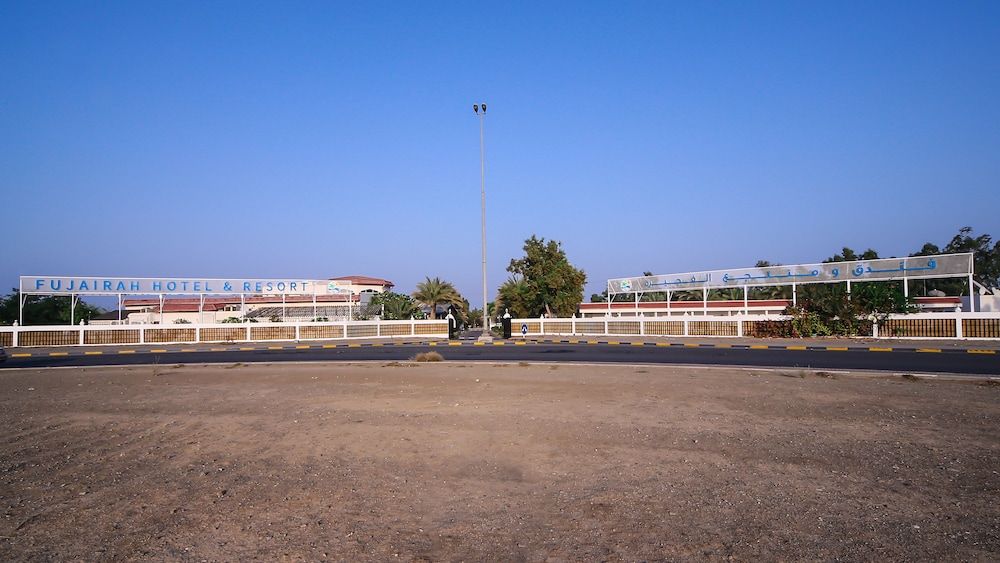 undefined Fujairah Hotel & Resort 10