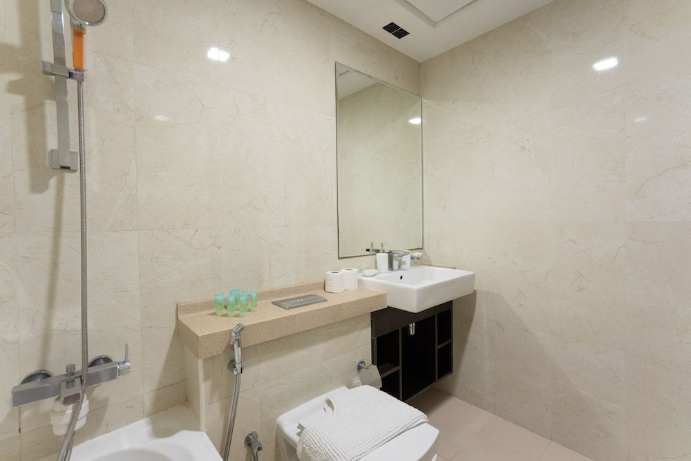 HiGuests - Botánica Tower City Apartment, 1 Queen Bed, Marina View 18