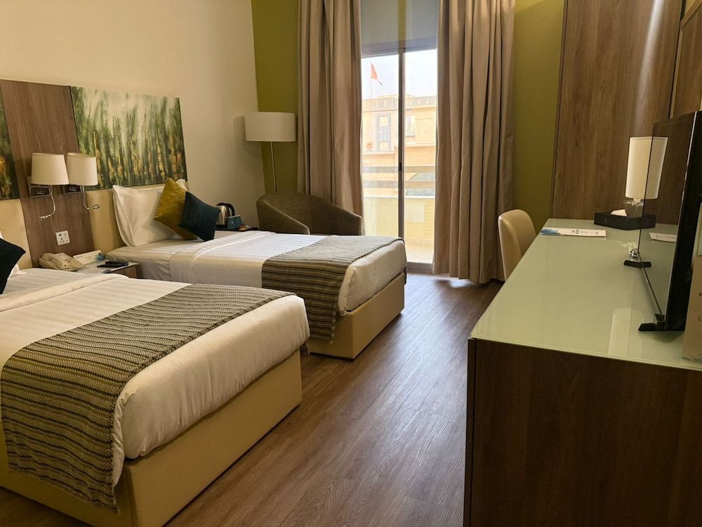 Royal View Hotel Deluxe Twin Room