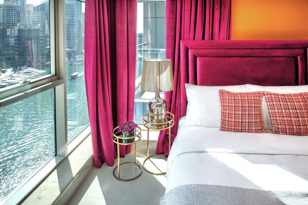 undefined Luxury Staycation - Continental Tower 6