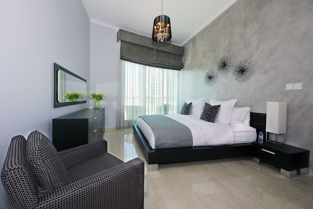 Signature Holiday Homes - The Penthouse Apartment 10