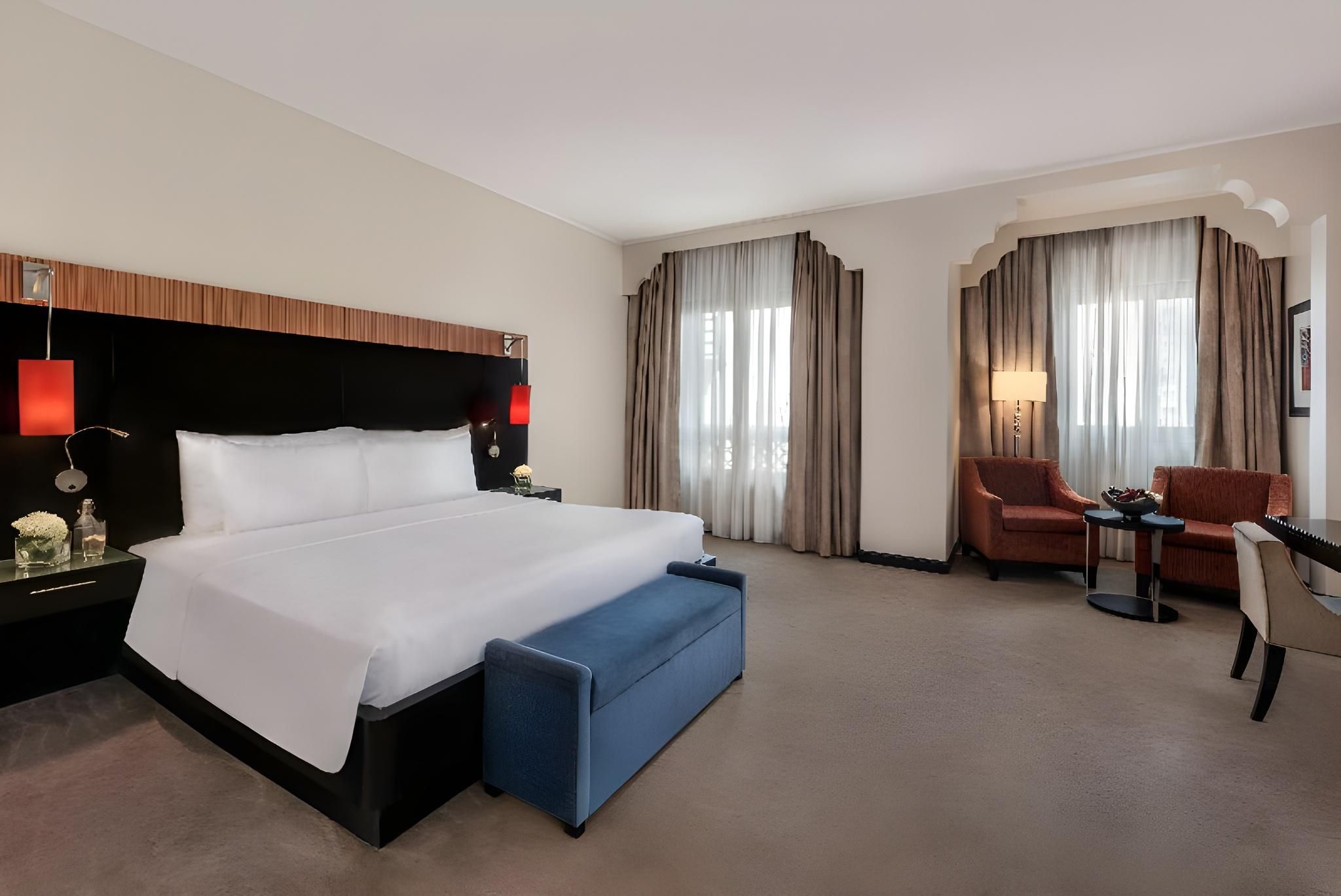 Oaks Ibn Battuta Gate Dubai Premier Room 2