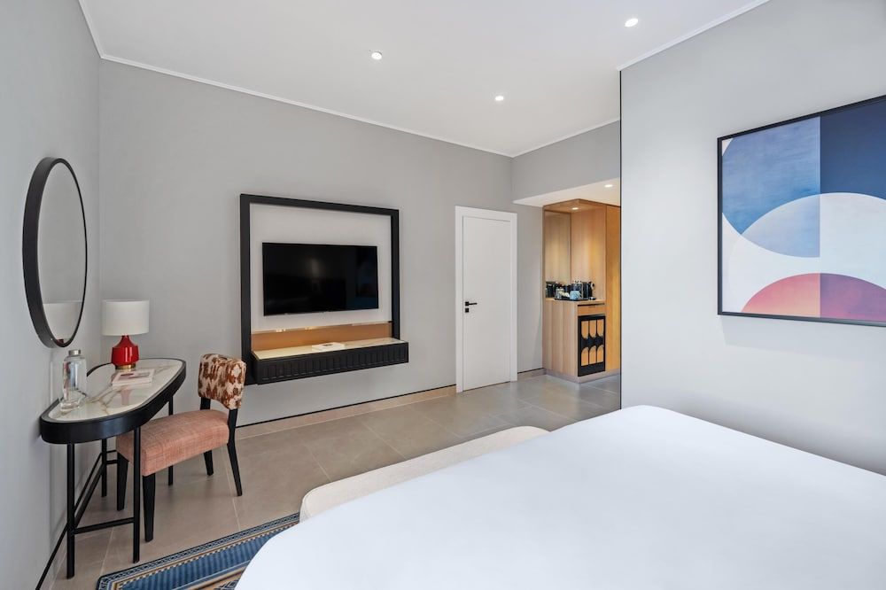 Oaks Ibn Battuta Gate Dubai Superior Room, Newly Renovated 2