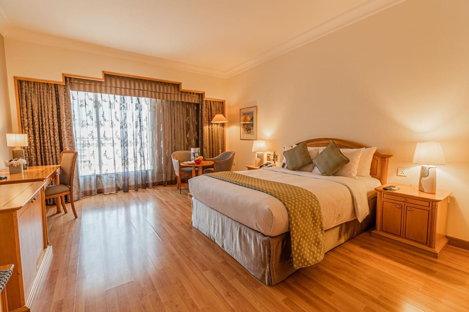 Millennium Downtown Standard King Room 2