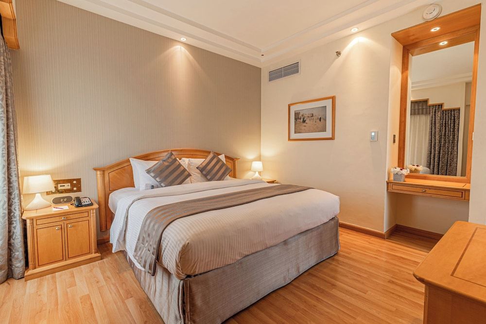 undefined Millennium Downtown 6