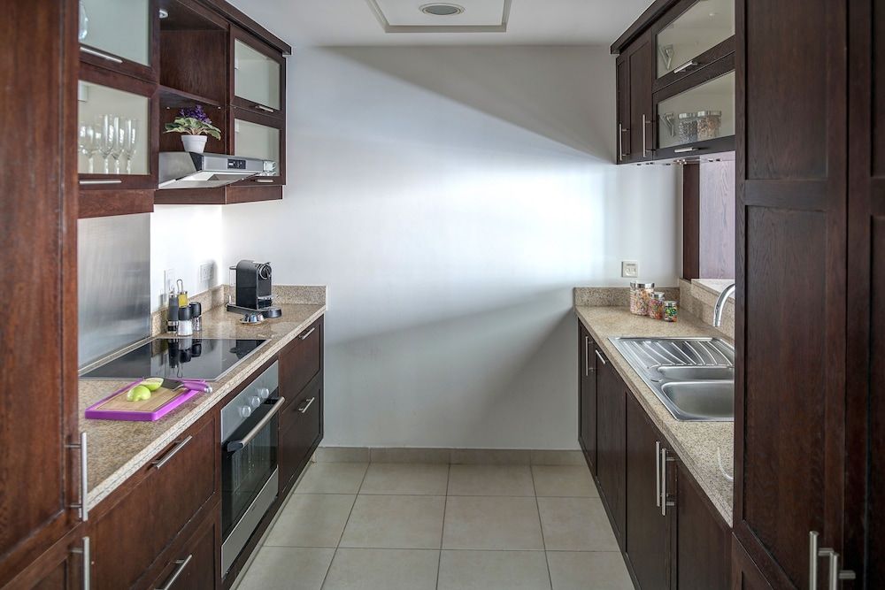 undefined Luxury Staycation - The Residences Tower 5
