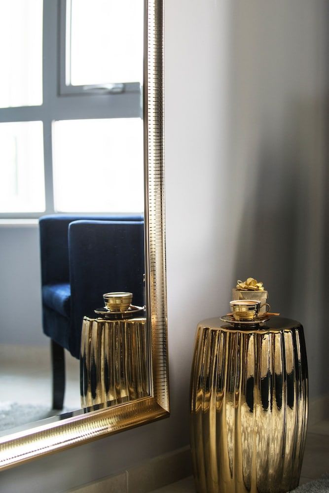 Luxury Staycation - The Residences Tower Design Apartment, 2 Bedrooms, City View, Overwater 9