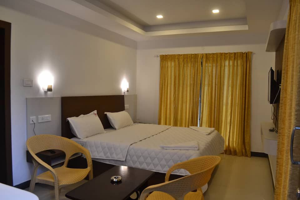 Hotel Swiss Cottage Standard Room 9