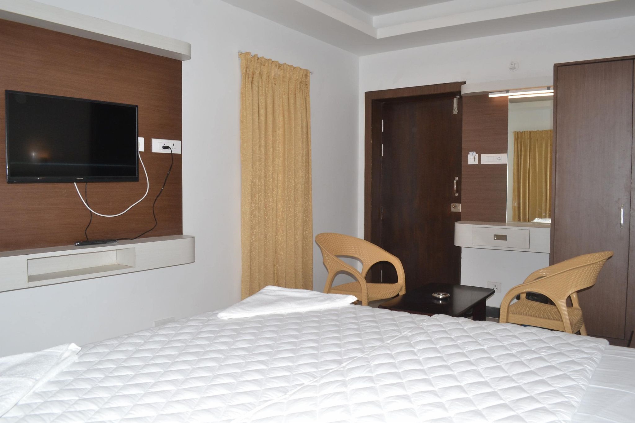 Hotel Swiss Cottage Standard Room 7