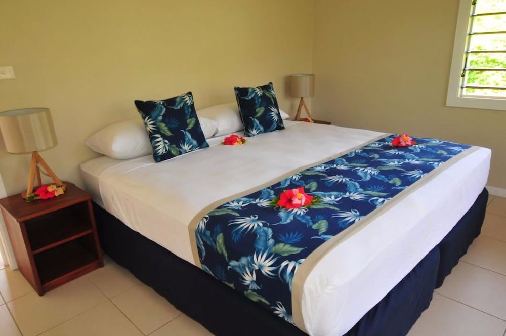 Blue Lagoon Beach Resort Bula Lodge