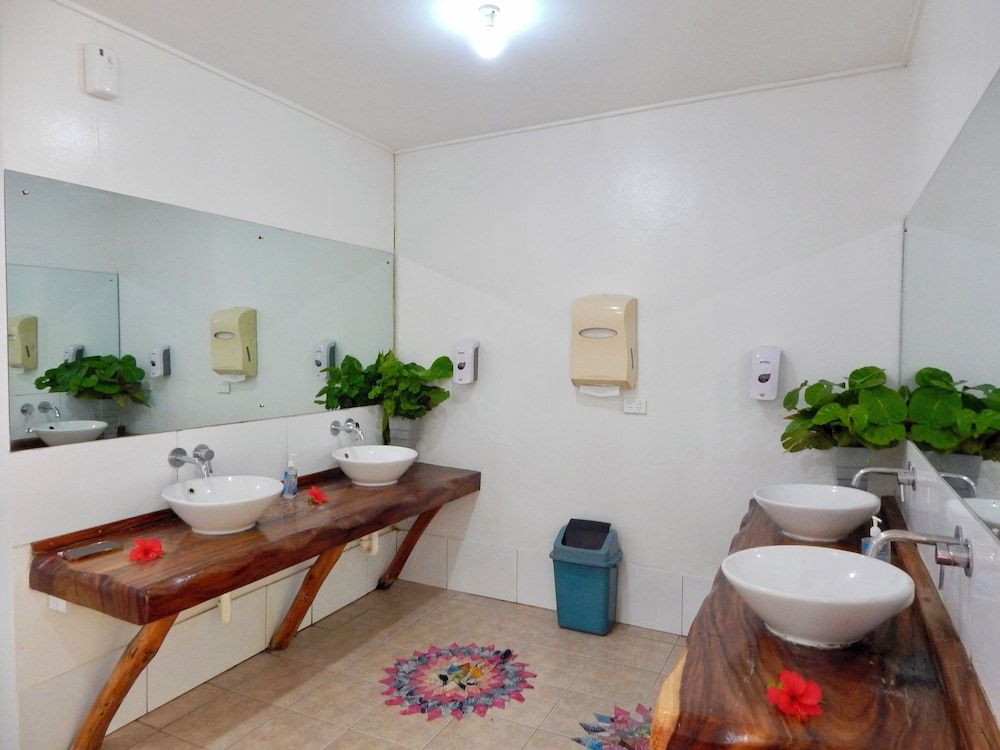 Blue Lagoon Beach Resort Basic Shared Dormitory (Bed in 16-Bed Mixed Dorm) 3