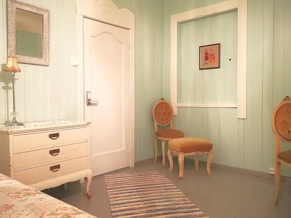 Basic Single Room, 1 Twin Bed