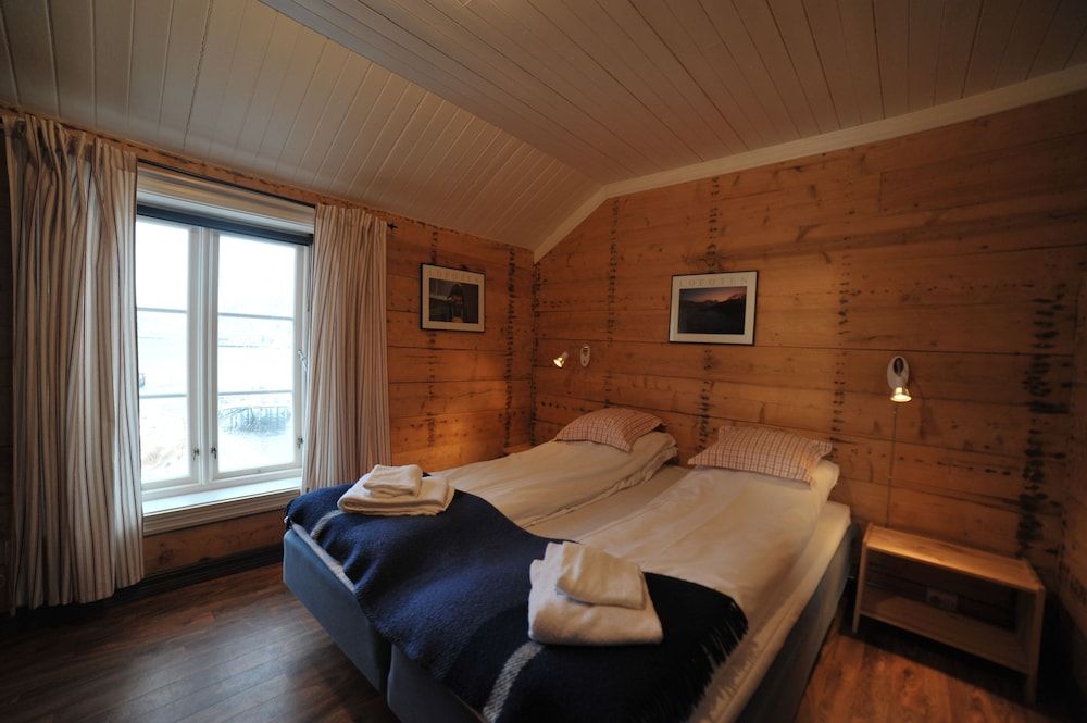 3-bedroom apartment