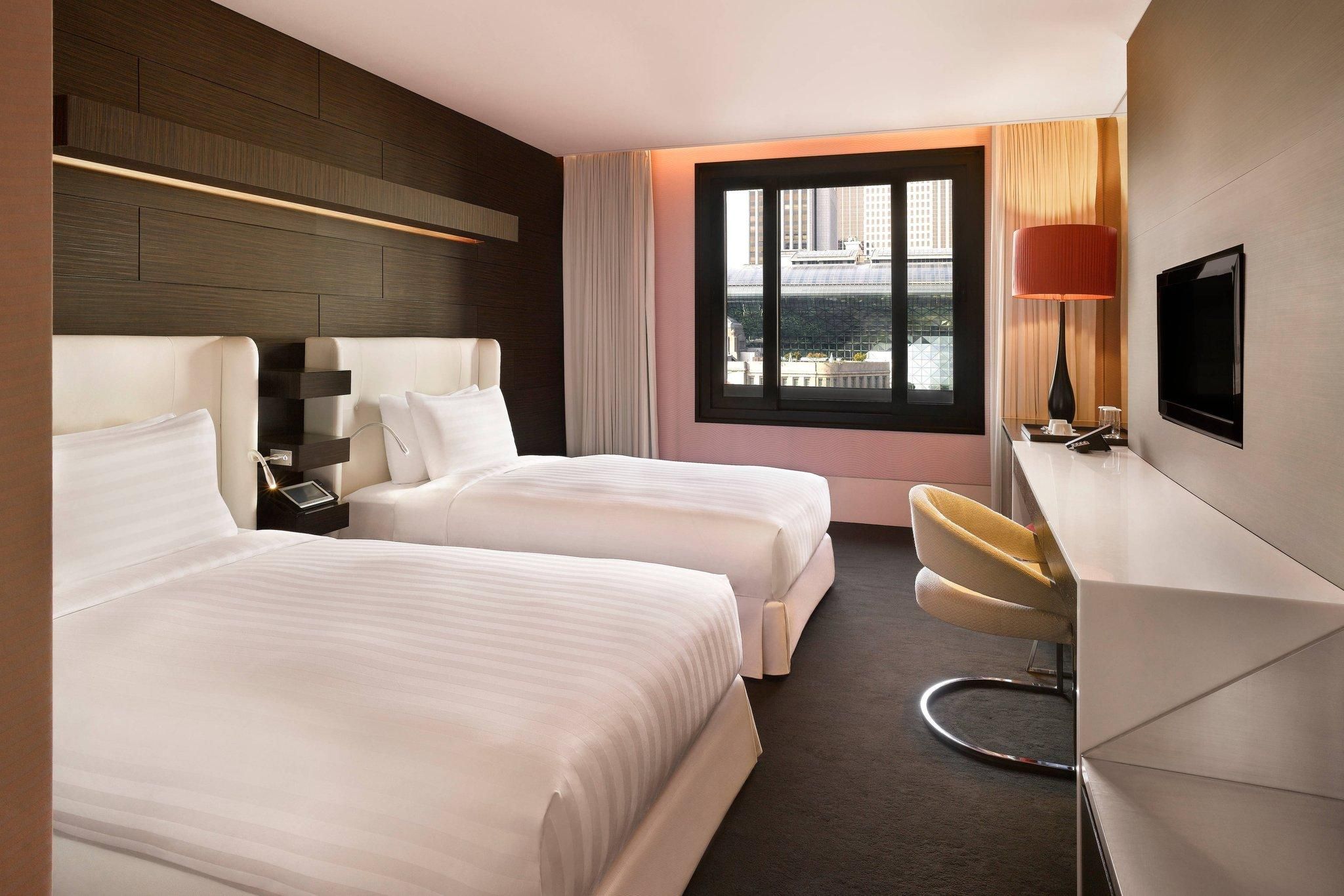 THE PLAZA Seoul, Autograph Collection Deluxe Guest room, 2 Twin, City view