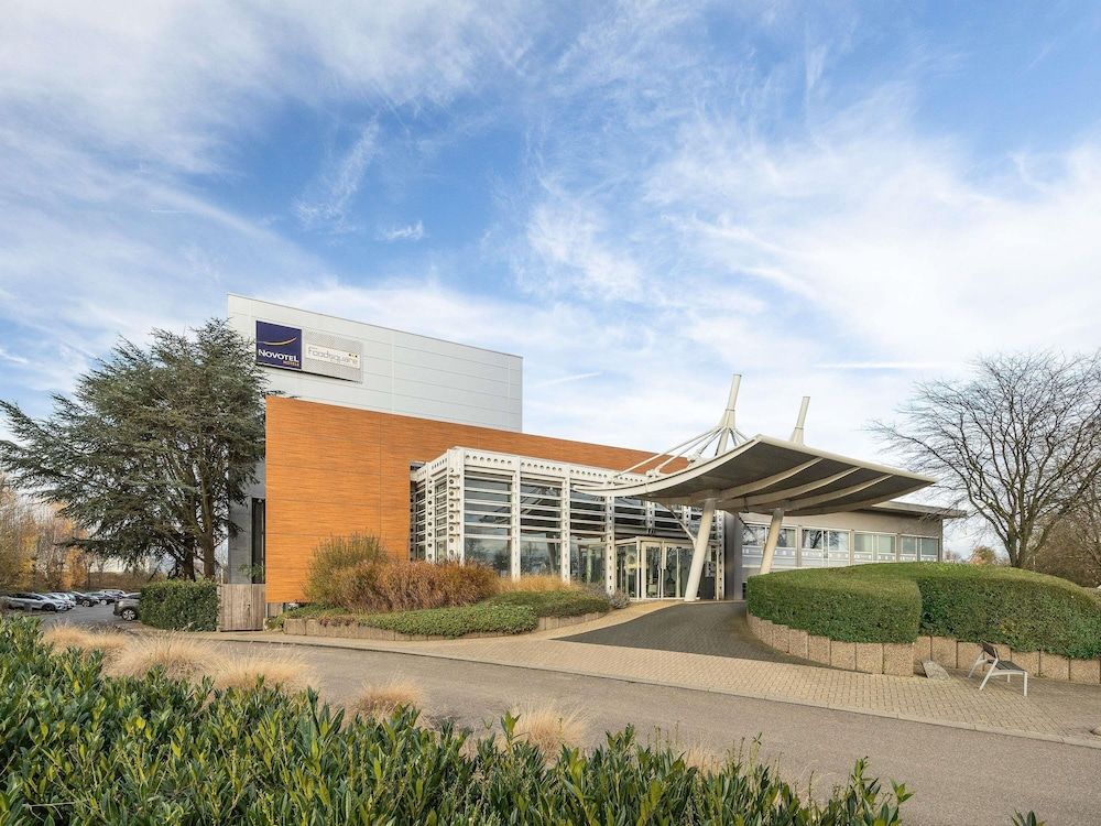 undefined Novotel Brussels Airport 4