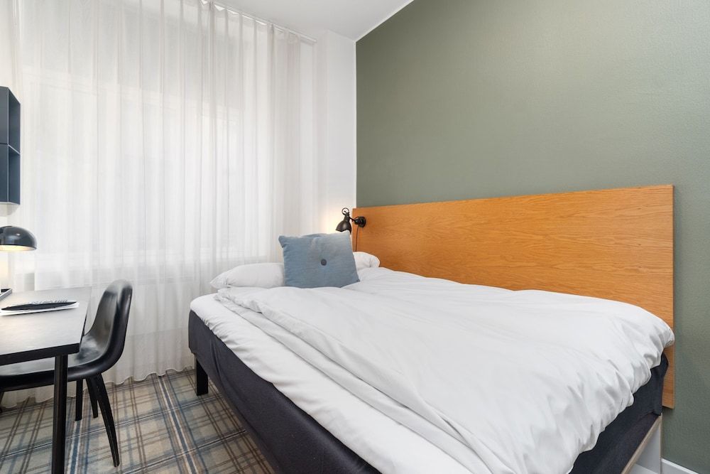 undefined Ibsens Hotel 8