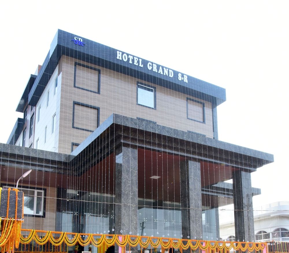 undefined GRAND SR 10