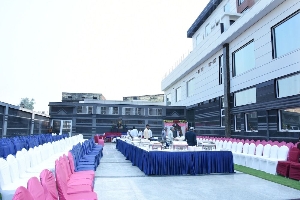 Outdoor banquet area