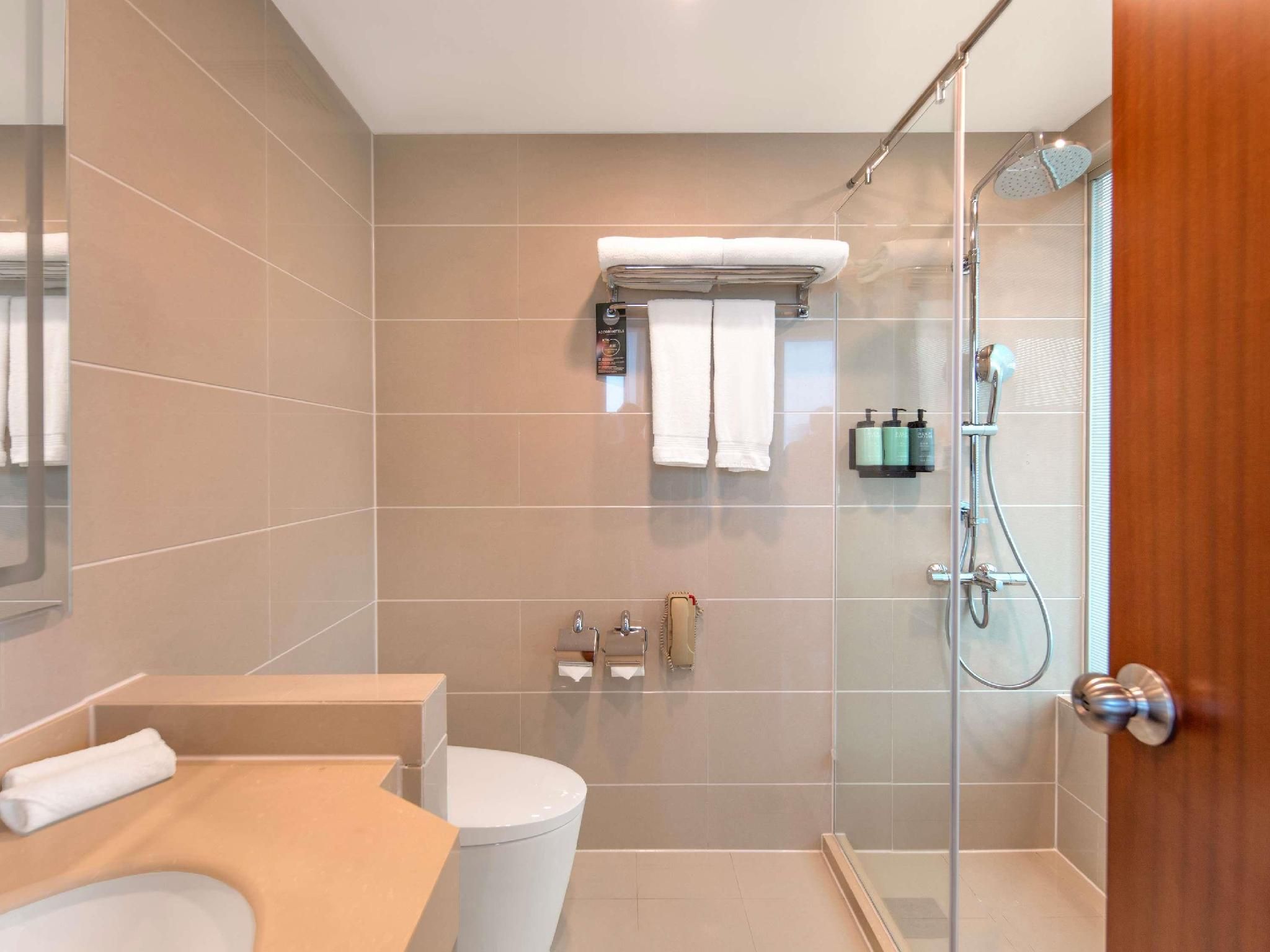 undefined Novotel Shanghai Atlantis 8