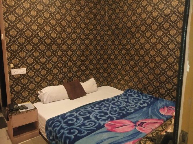 DS Residency Economy NON AC Room