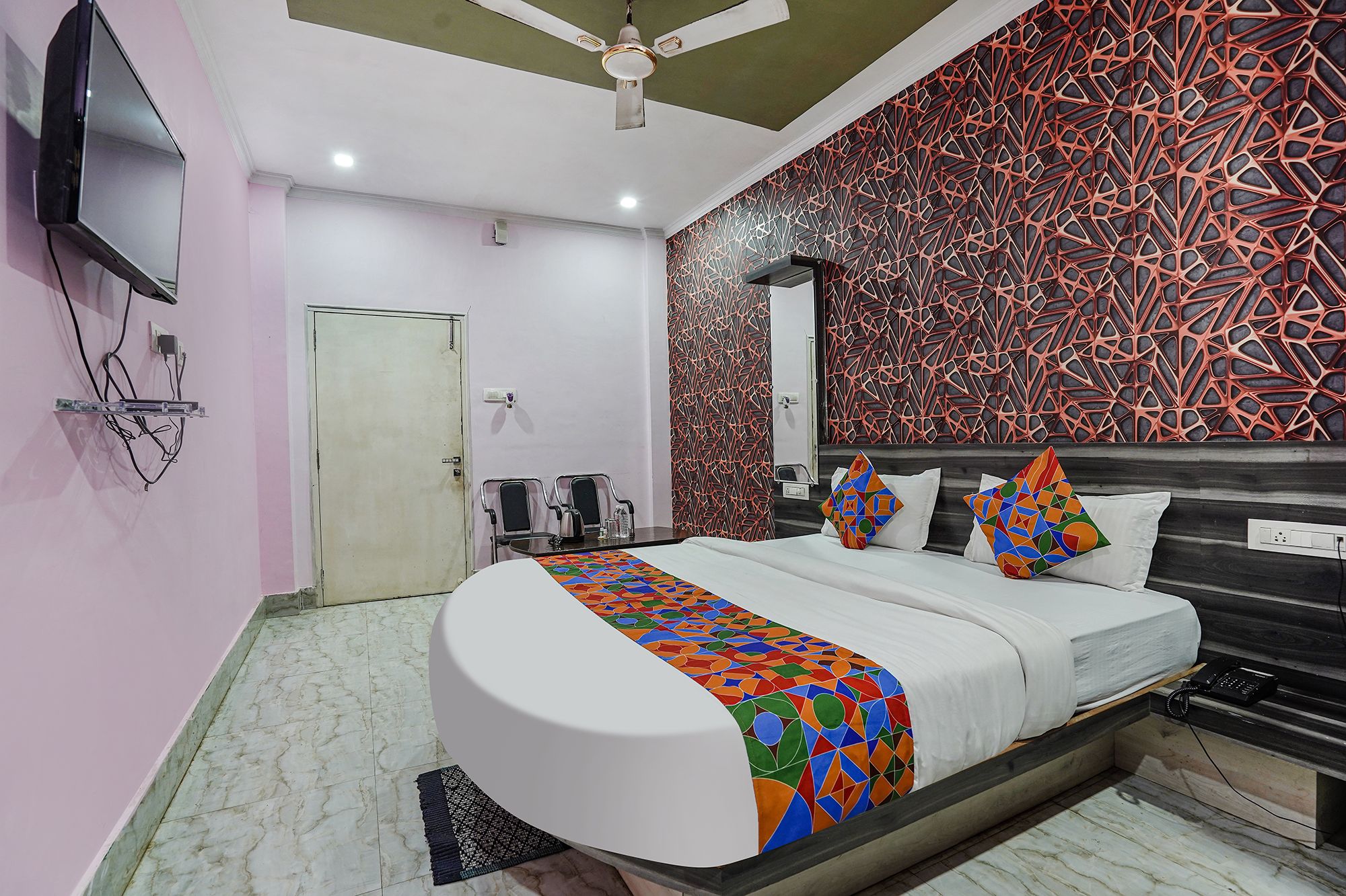 FabHotel Deepak Palace Deluxe Room 4