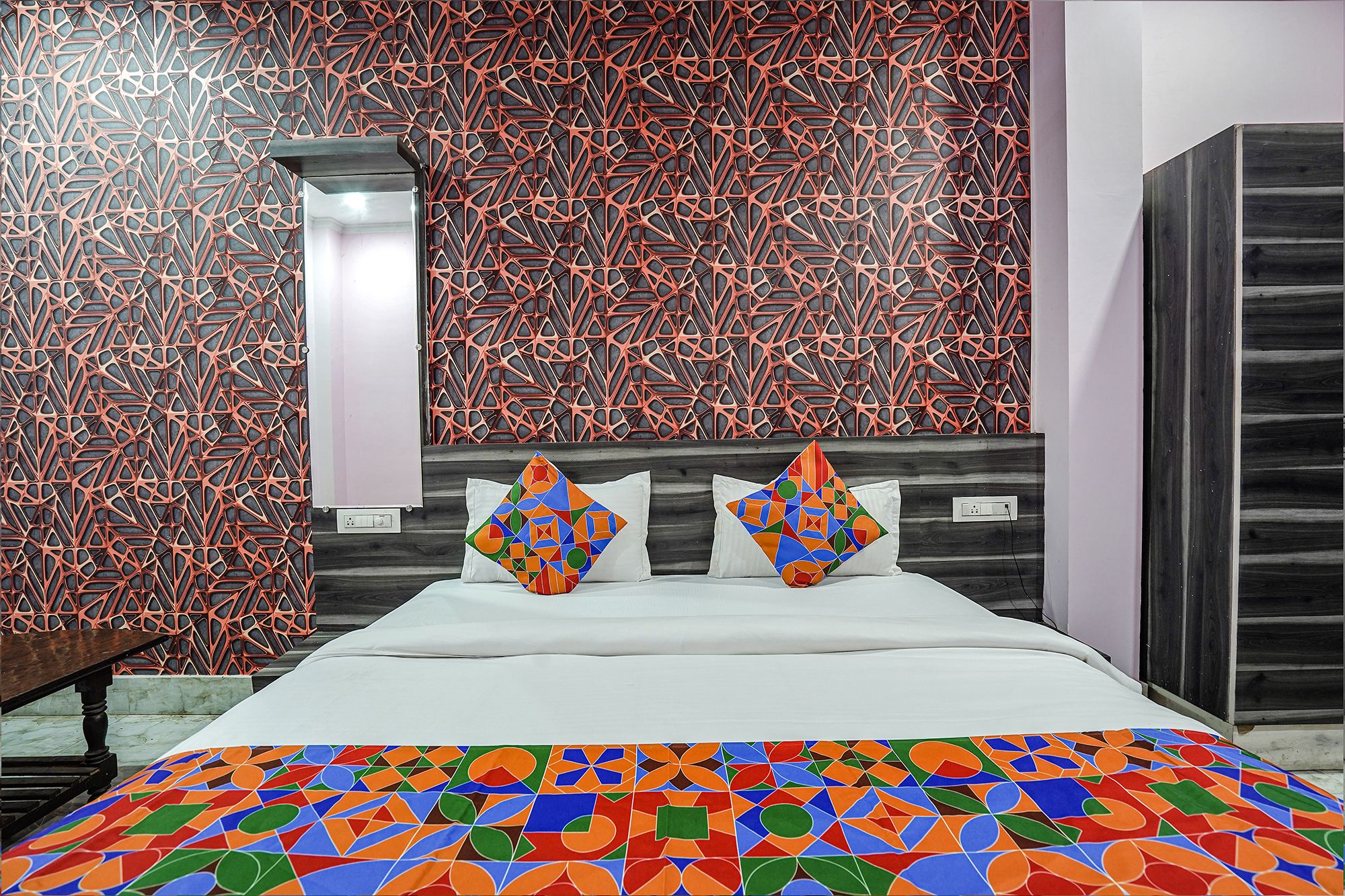 FabHotel Deepak Palace Deluxe Room 2