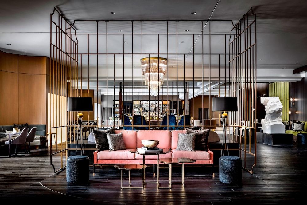 undefined The Gwen, a Luxury Collection Hotel, Michigan Avenue Chicago