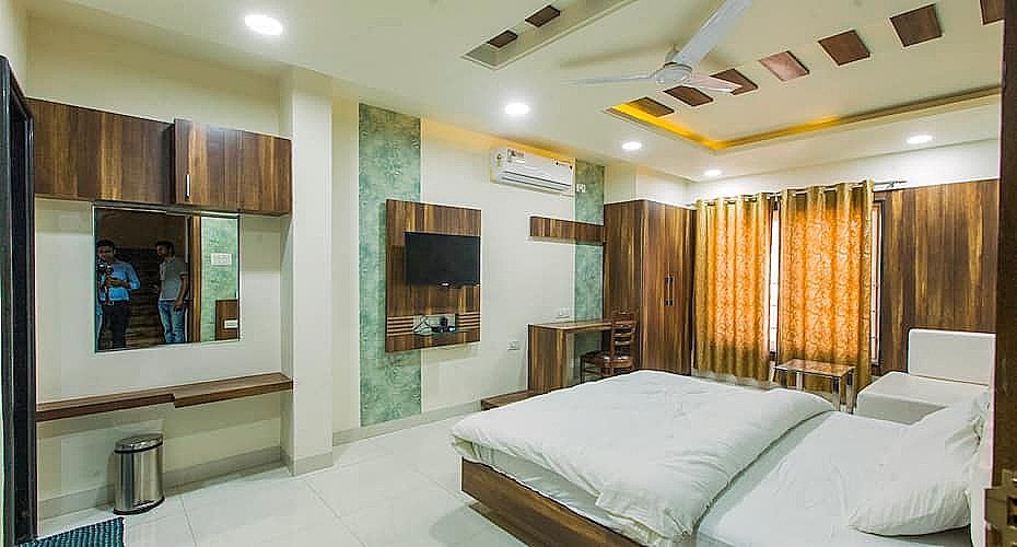 undefined Hotel Silk 10