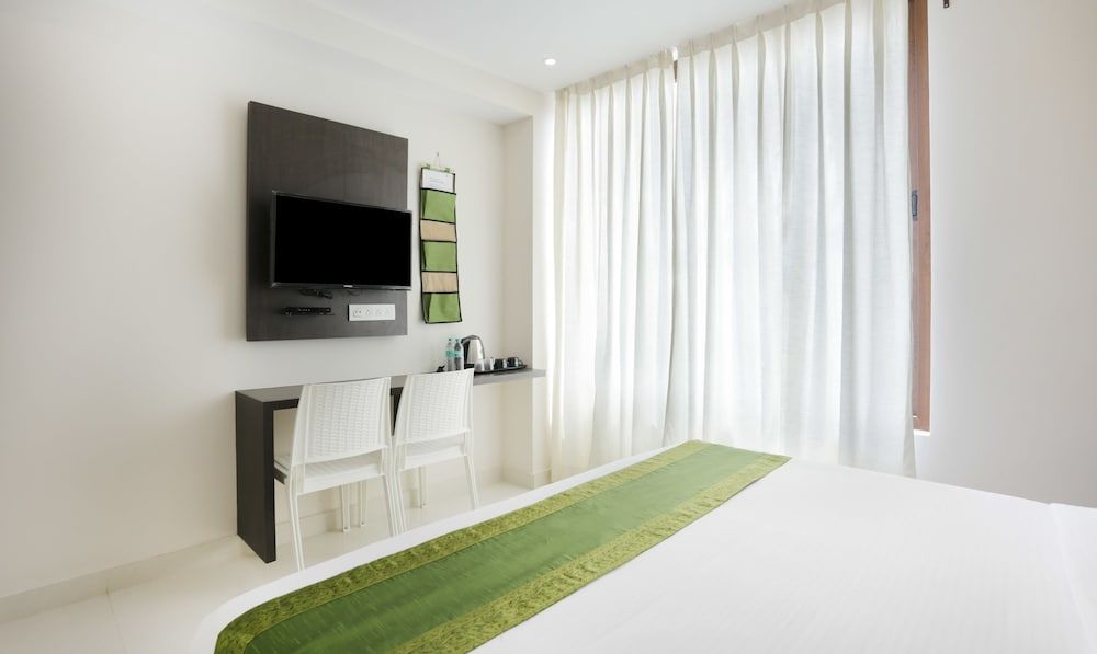 Treebo Sunrise IG Road Standard Double Room 10