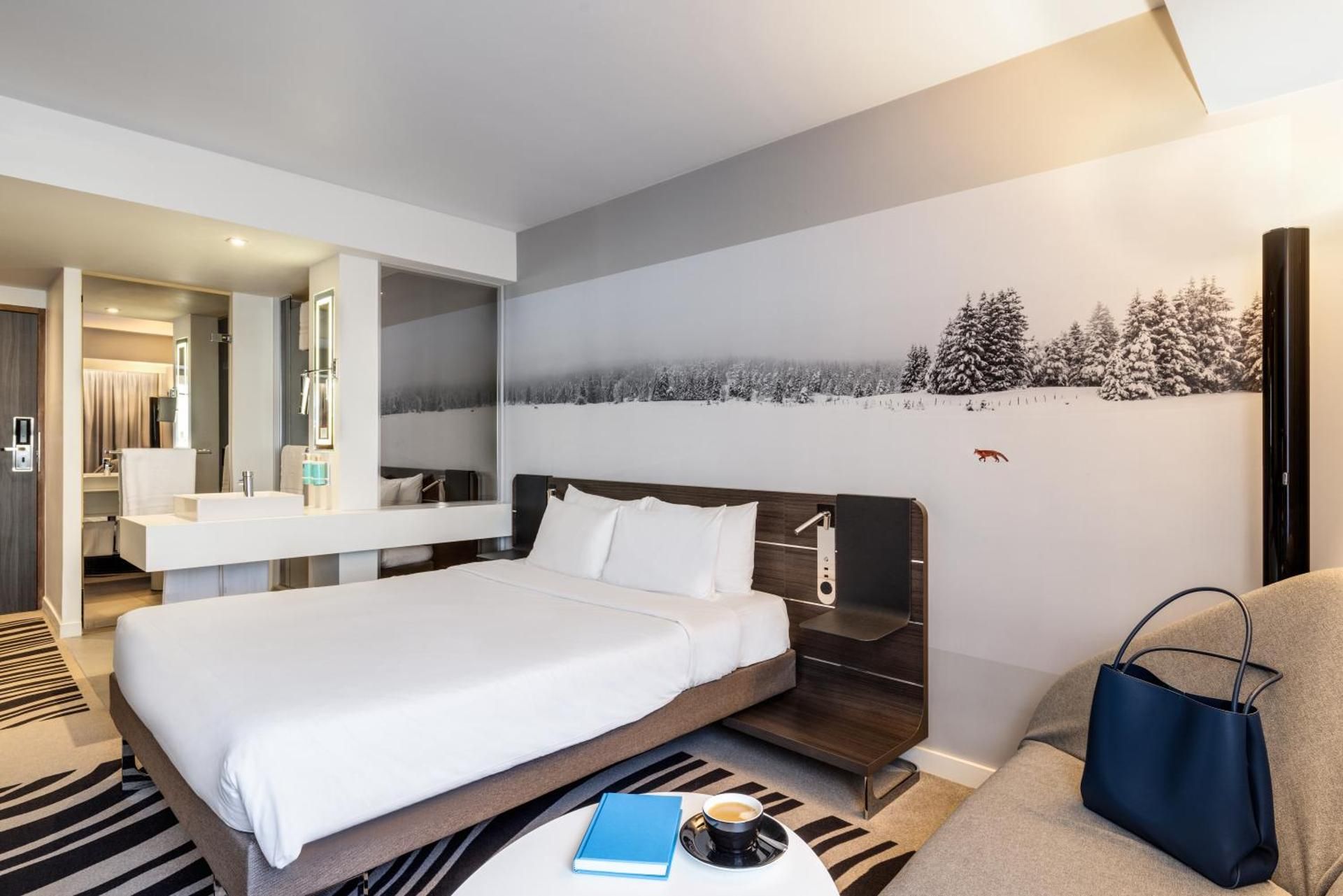 Executive room with Queen size bed