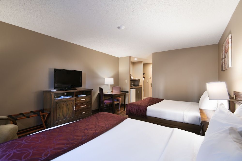 Guest Inn & Suites - Midtown Medical Center Standard Room, 2 Queen Beds 2