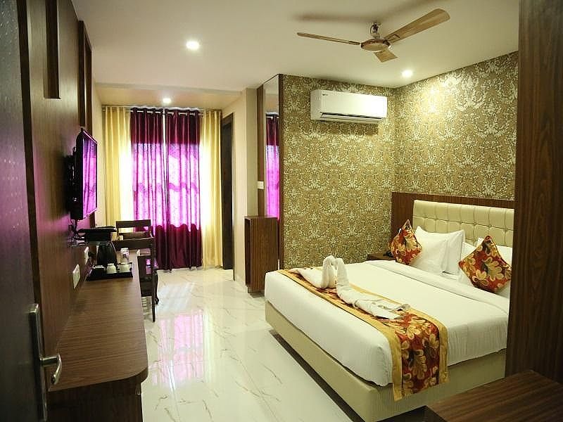 Deluxe Ac Double Bed Room