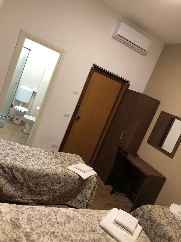 undefined Albergo Corvetto corso Lodi 10