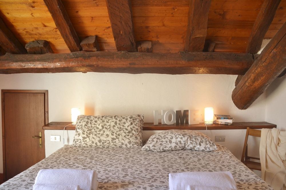 House, 3 Bedrooms, Terrace, Lake View