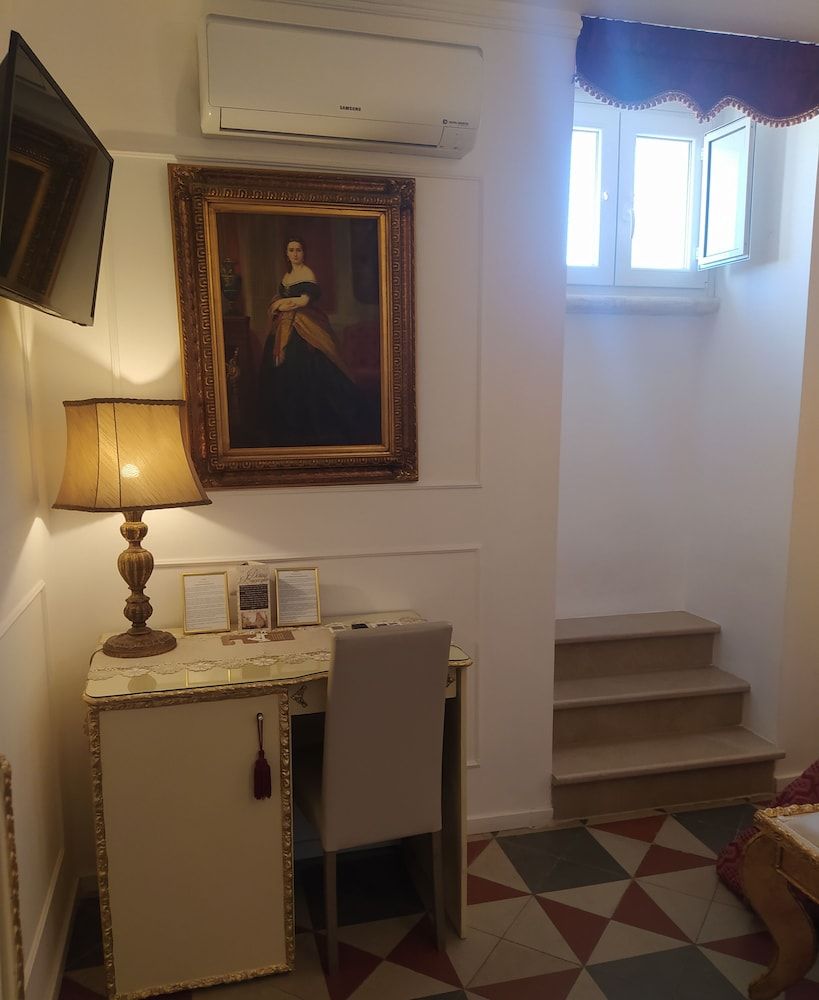 Donna Lucrezia B&B - Boutique Hotel Style Deluxe Double Room 24