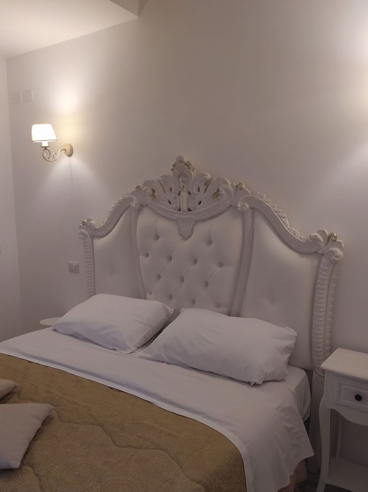 Donna Lucrezia B&B - Boutique Hotel Style Standard Double Room 2
