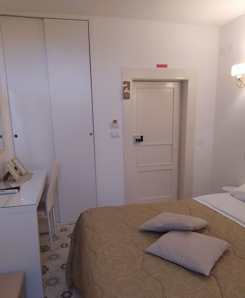 Donna Lucrezia B&B - Boutique Hotel Style Standard Double Room 3