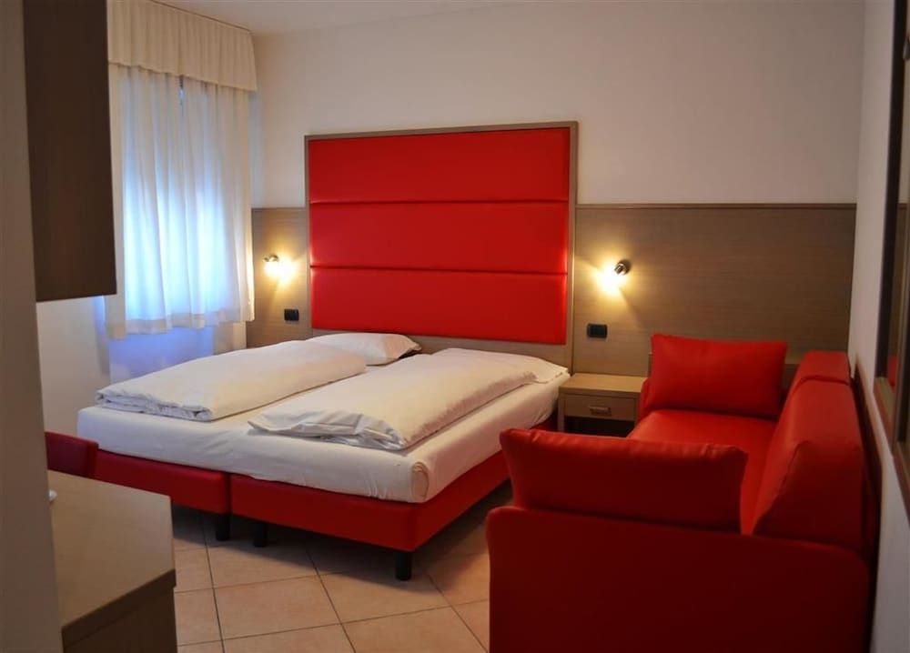 Economy Double or Twin Room