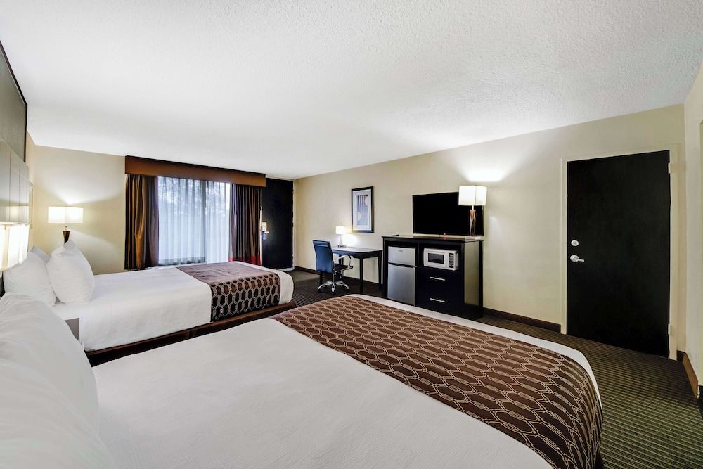 Best Western Inn of Del Rio Standard Room, 2 Queen Beds, Accessible, Non Smoking 2