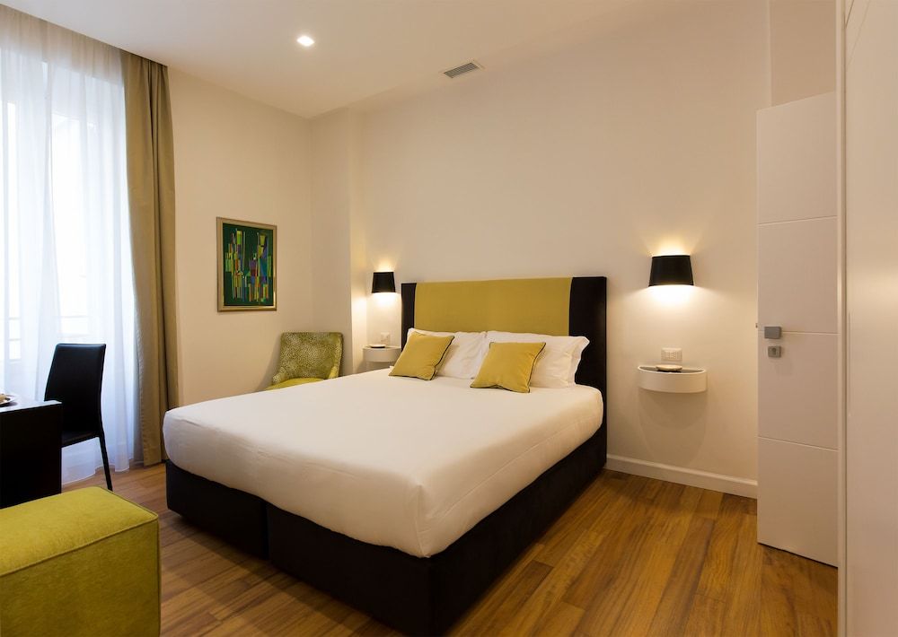 900 Piazza del Popolo Deluxe Double or Twin Room 4