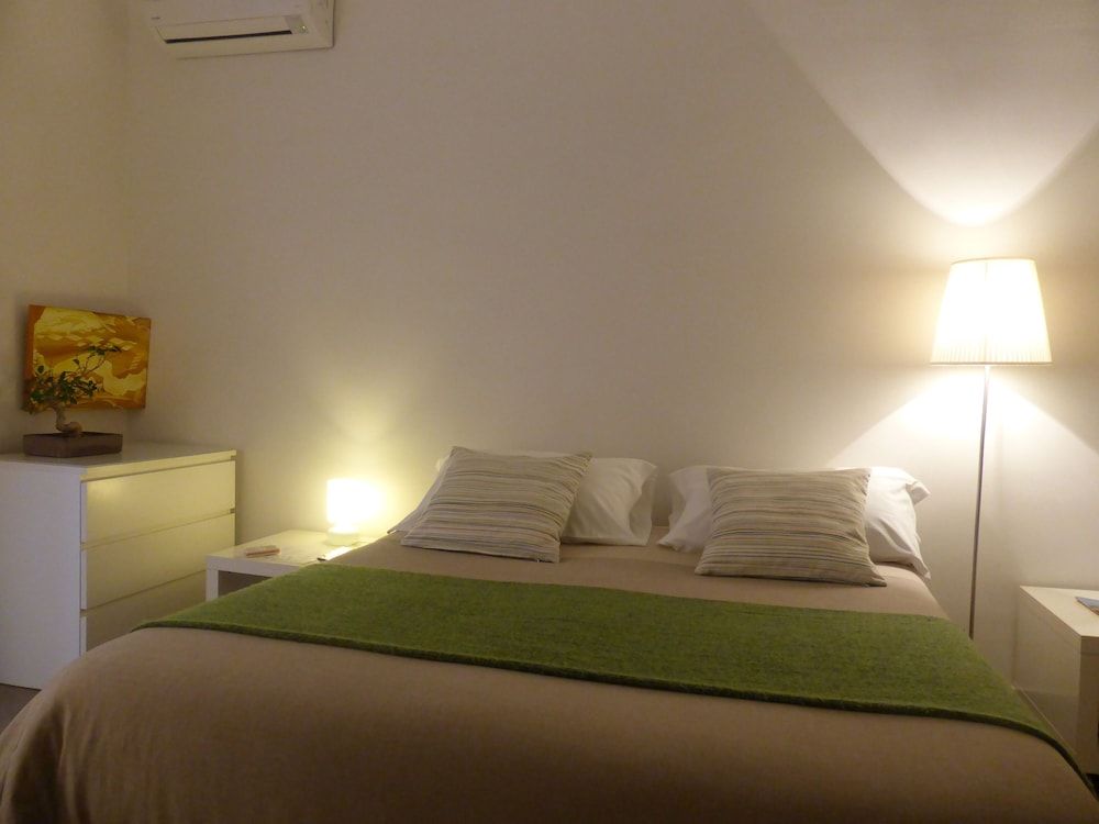 iBed Napoli Triple Room 3